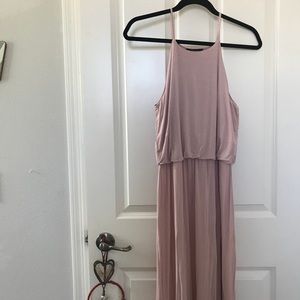 Maxi dress with side slit
